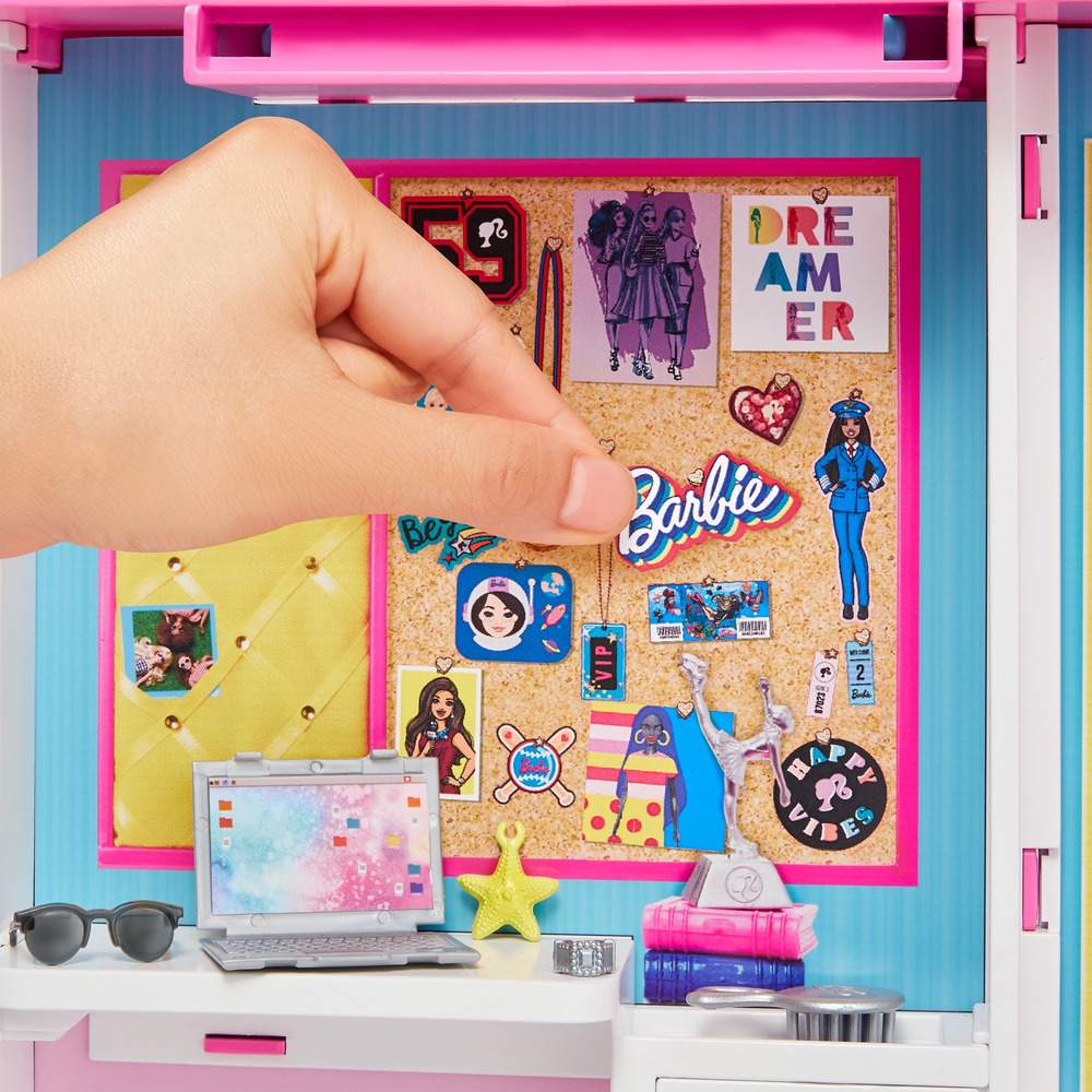 Игровой набор "Гардеробная комната" Barbie