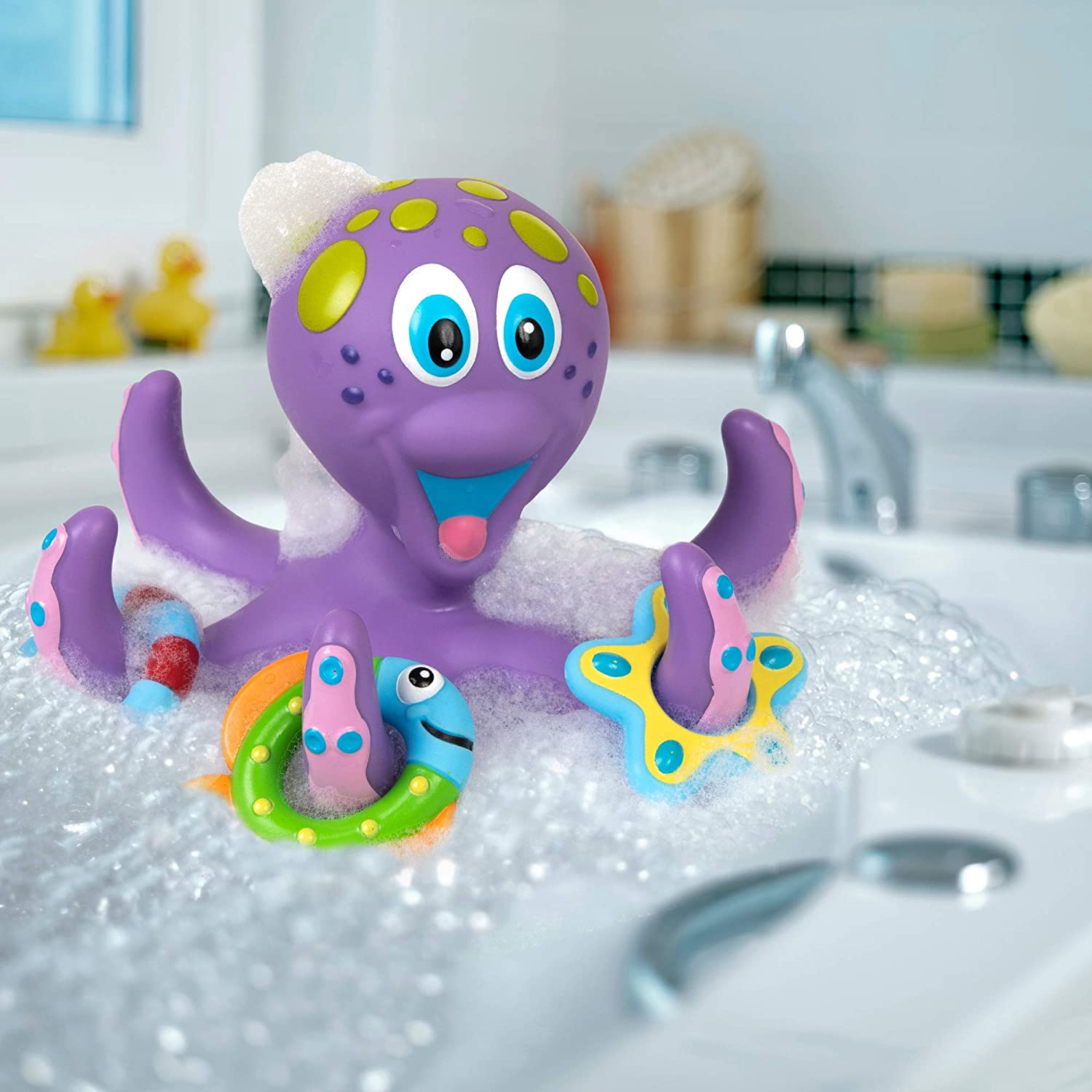 Интерактивная игрушка для ванны Nuby Фиолетовый Осьминог с 3 кольцами ПЕННАЯ ВЕЧЕРИНКА