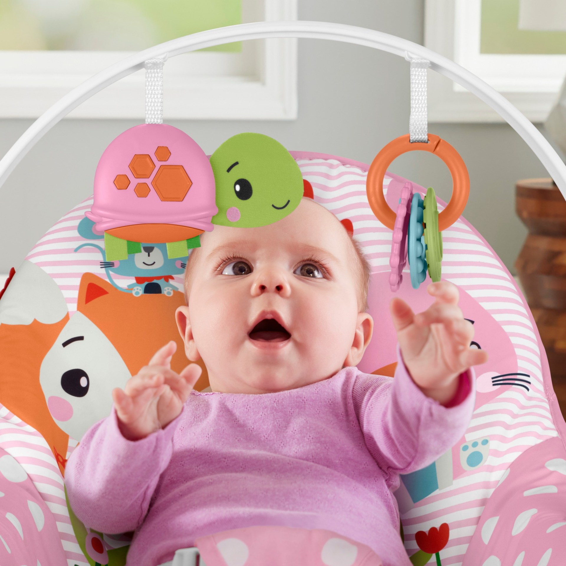 Fisher Price массажное кресло-качели Фишер прайс НЕЗАБЫВАЕМОЕ КАЧАНИЕ с лисичкой от 0 до 18 кг