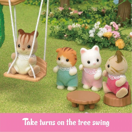 Игровой набор Домик на дереве Calico Critters Baby Tree House