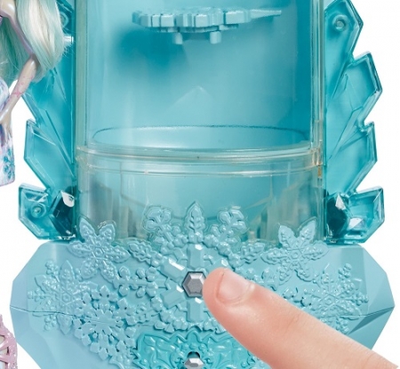 Набор Эвер Афтер Кристал Винтер Зимние искры Эпическая зима Ever After High Epic Winter Winter Sparklizer Playset