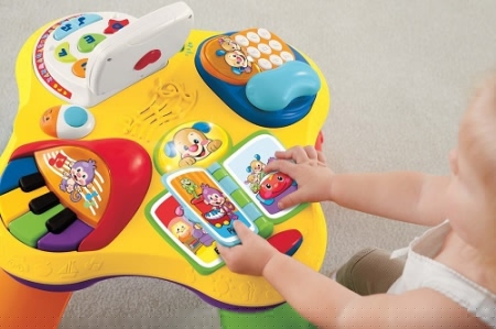 Умный столик Fisher-Price (Фишер-Прайс) Щенок и его друзья Laugh & Learn Puppy and Friends Learning Table