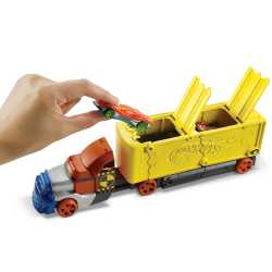 Грузовик "Безумное столкновение" Hot Wheels