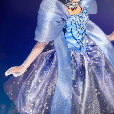 Кукла Disney Princess Hasbro Модная Золушка серия делюкс E9043